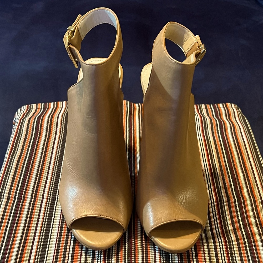 Calvin Klein Open Toe Booties| Tan| 7.5| GUC